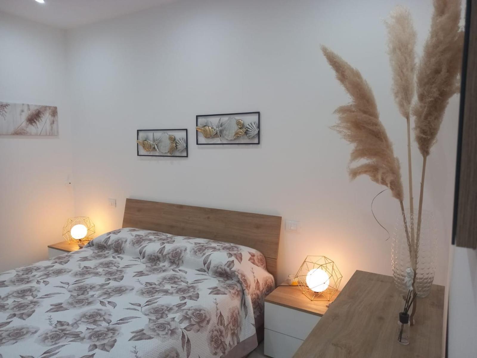 Aphrodite'S Apartment Ad Aspra บาเกเรีย ภายนอก รูปภาพ